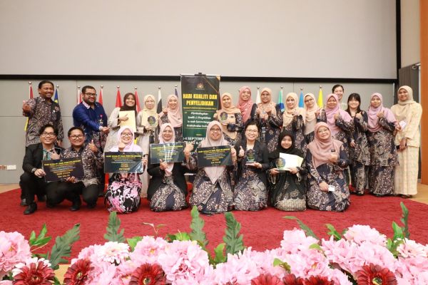 4-199FFC3BB-4C0F-D0EB-1A28-15D90A128FAB.jpg